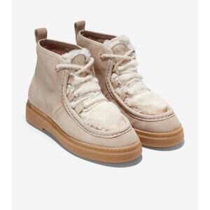 COLE HAAN WOMEN'S 6.5 ANGORA WP SAND SUMMIT CHUKKA BOOTIE